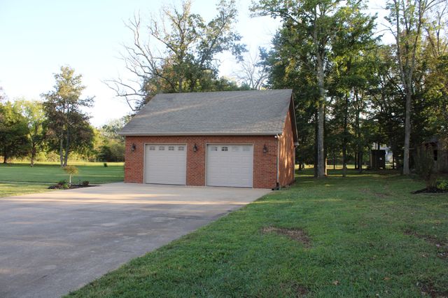 2575 North Rd, Murfreesboro, TN 37128