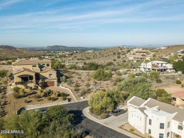 12846 N NANCY JANE Lane 4, Phoenix, AZ 85022