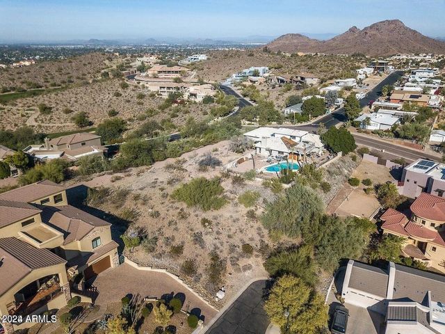 12846 N NANCY JANE Lane 4, Phoenix, AZ 85022
