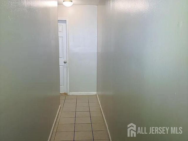265 College Drive, Edison, NJ 08817