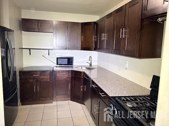 265 College Drive, Edison, NJ 08817