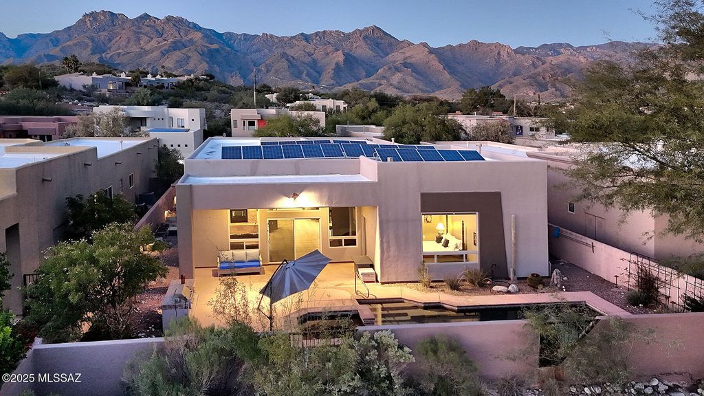 7530 E Placita Ventana Hayes, Tucson, AZ 85750