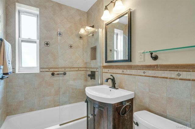 920 Pelhamdale Avenue A2H, Pelham, NY 10803