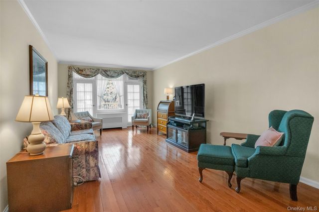 920 Pelhamdale Avenue A2H, Pelham, NY 10803