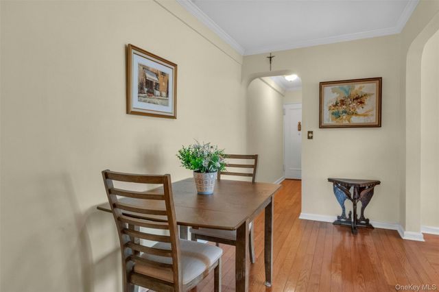 920 Pelhamdale Avenue A2H, Pelham, NY 10803