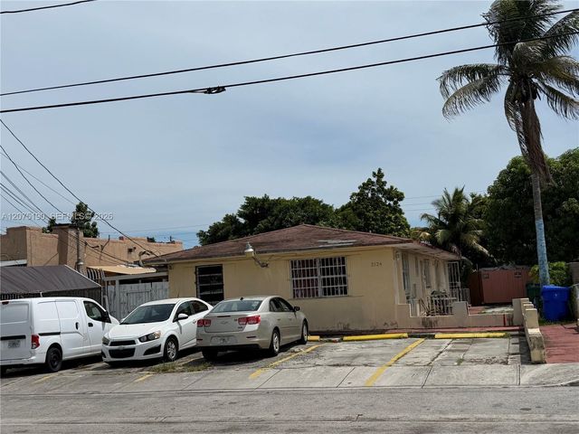 2124 NW 27th Street, Miami, FL 33142