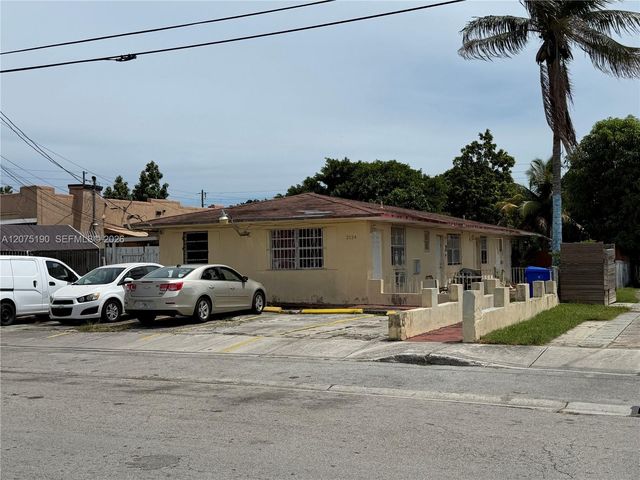 2124 NW 27th Street, Miami, FL 33142