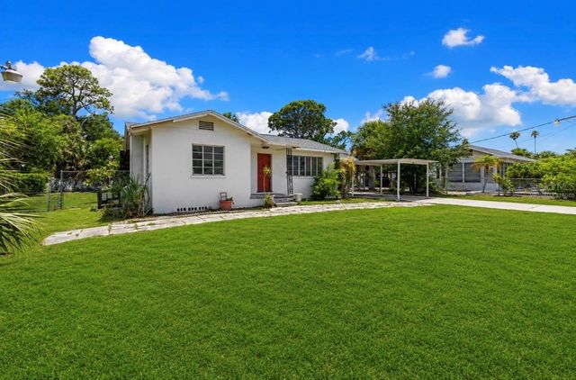 2025 17TH AVENUE W, Bradenton, FL 34205