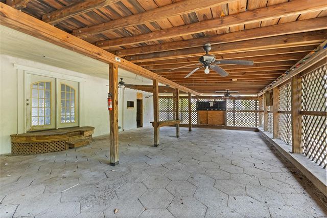 2025 17TH AVENUE W, Bradenton, FL 34205