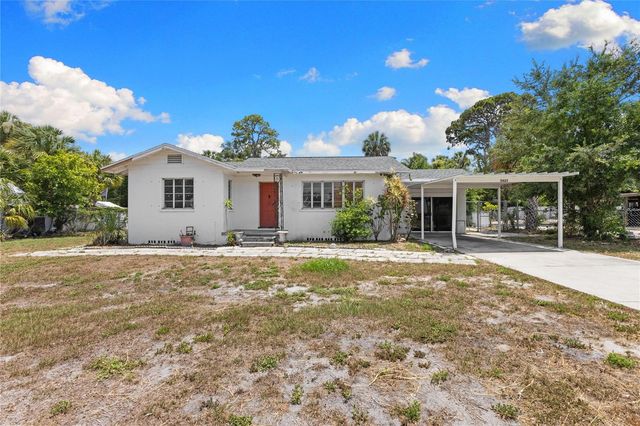 2025 17TH AVENUE W, Bradenton, FL 34205