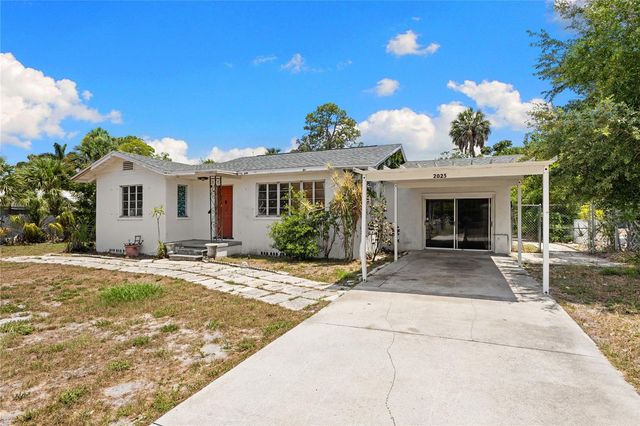 2025 17TH AVENUE W, Bradenton, FL 34205