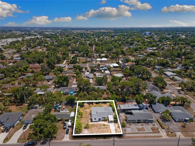 2025 17TH AVENUE W, Bradenton, FL 34205
