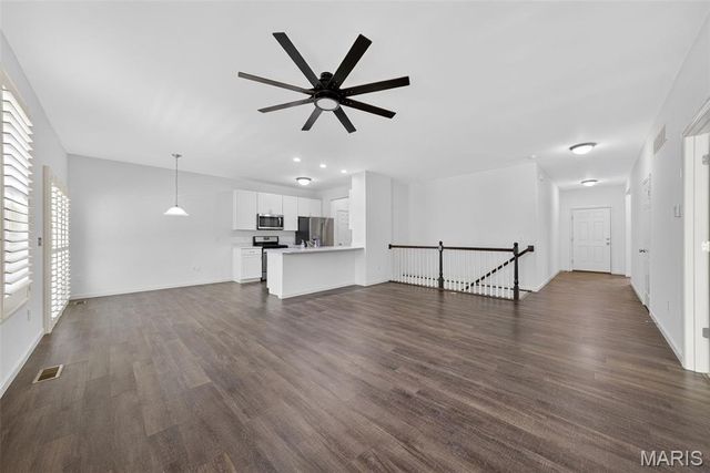 412 Wilmer Meadow Drive, Wentzville, MO 63385