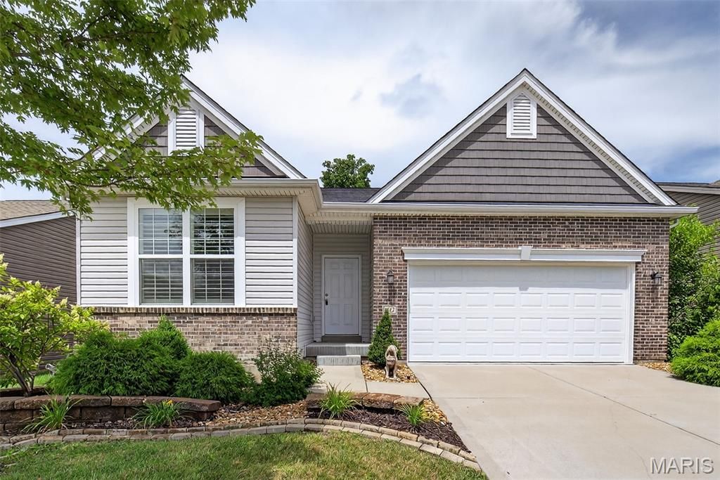 412 Wilmer Meadow Drive, Wentzville, MO 63385