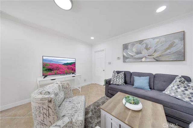 1140 S El Molino Street, Alhambra, CA 91801