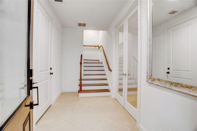 3225 Maxroy Street, Houston, TX 77008