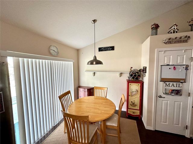 40320 W 2ND AVENUE, Umatilla, FL 32784