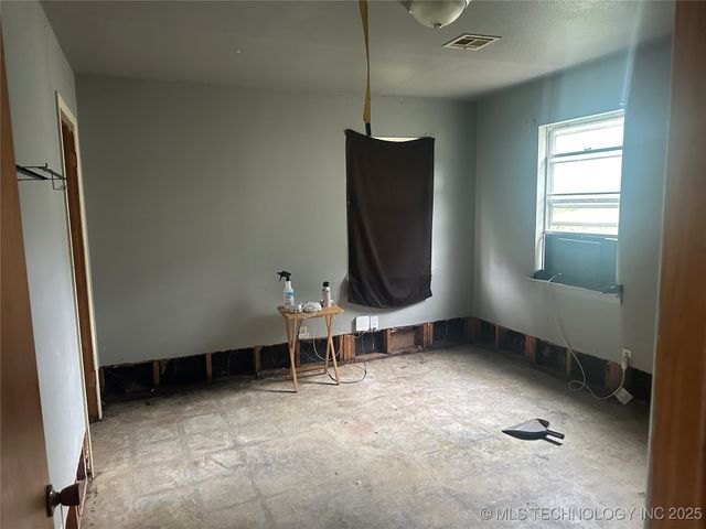 200 W Polk, Mcalester, OK 74501