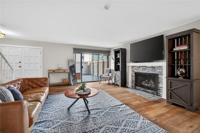 1409 Goodman Ave, Redondo Beach, CA 90278