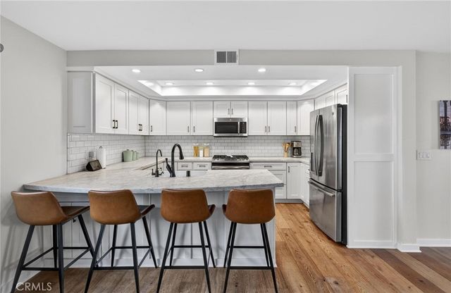 1409 Goodman Ave, Redondo Beach, CA 90278