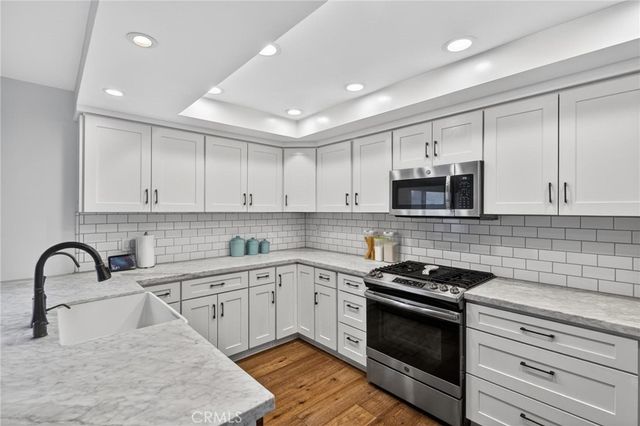 1409 Goodman Ave, Redondo Beach, CA 90278