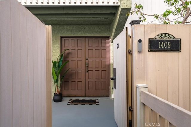 1409 Goodman Ave, Redondo Beach, CA 90278