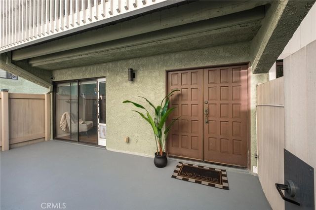 1409 Goodman Ave, Redondo Beach, CA 90278