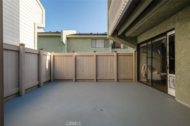 1409 Goodman Ave, Redondo Beach, CA 90278
