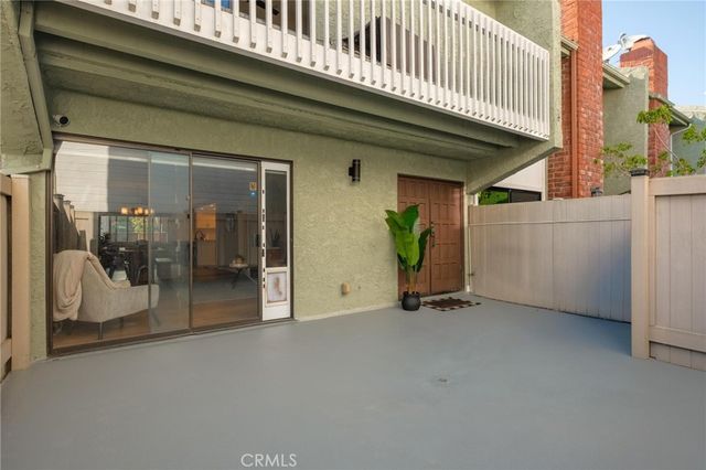 1409 Goodman Ave, Redondo Beach, CA 90278