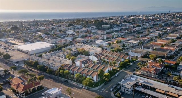 1409 Goodman Ave, Redondo Beach, CA 90278