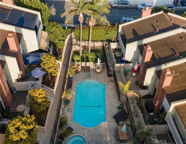 1409 Goodman Ave, Redondo Beach, CA 90278