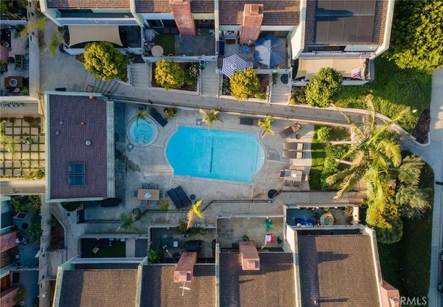 1409 Goodman Ave, Redondo Beach, CA 90278