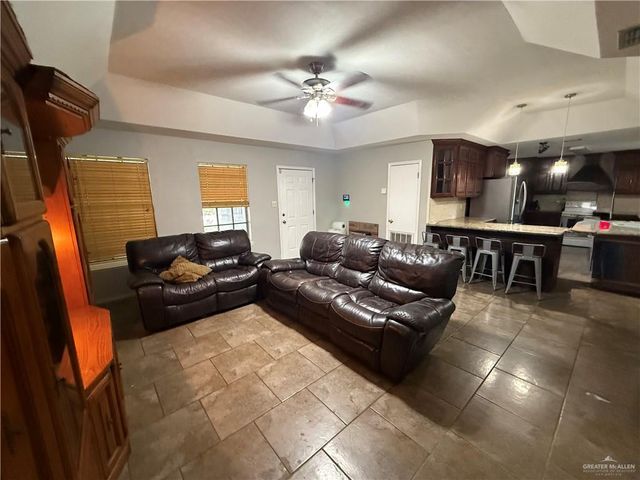 1933 Mynah Avenue, Mcallen, TX 78504