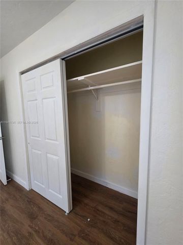 4310 E 9th Ln, Hialeah, FL 33013