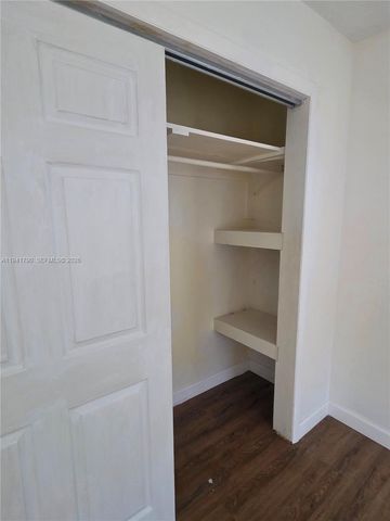 4310 E 9th Ln, Hialeah, FL 33013