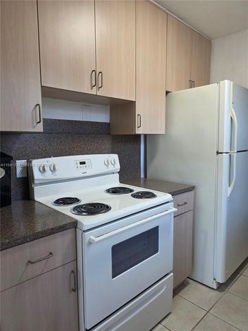 4310 E 9th Ln, Hialeah, FL 33013