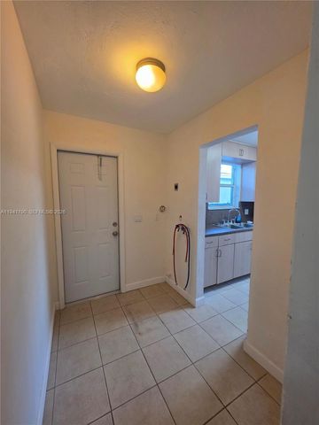 4310 E 9th Ln, Hialeah, FL 33013