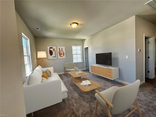 265 McCormick DR, Suffolk, VA 23434