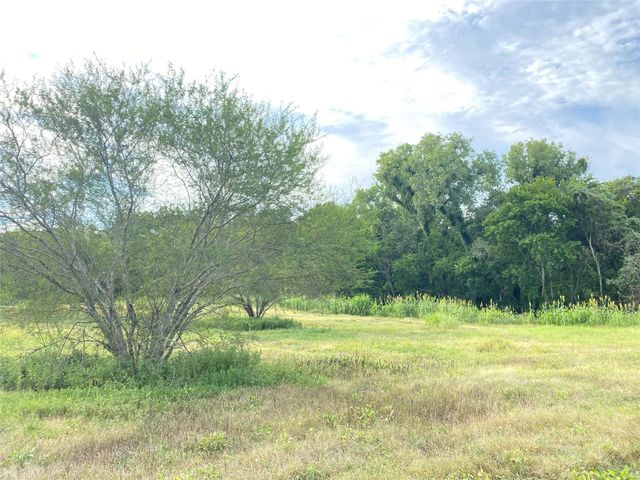 11810 Reinecker, Wallis, TX 77485