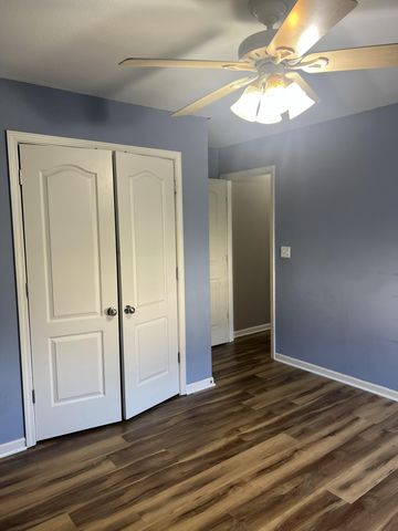 107 WALLABY WAY, Columbia, MO 65202