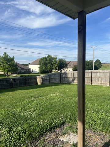 107 WALLABY WAY, Columbia, MO 65202
