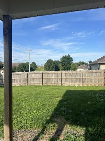 107 WALLABY WAY, Columbia, MO 65202