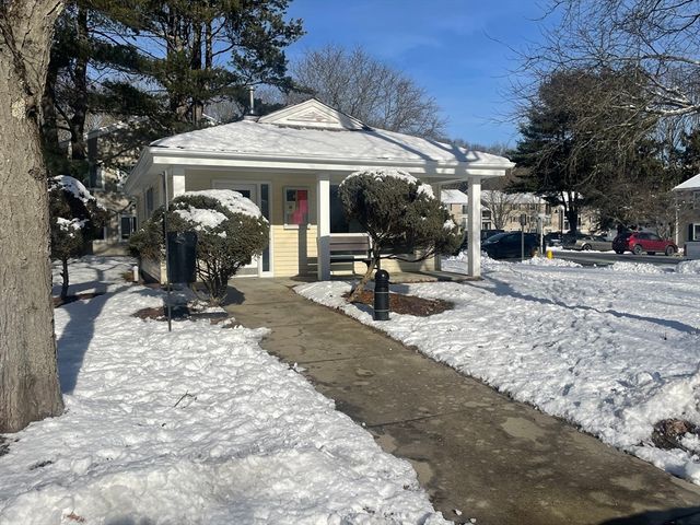 29 Village Rock Lane 1, Natick, MA 01760