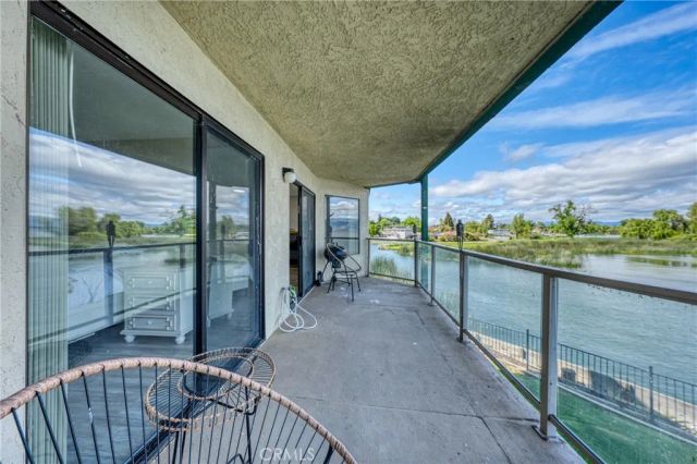 10 Royale 23, Lakeport, CA 95453
