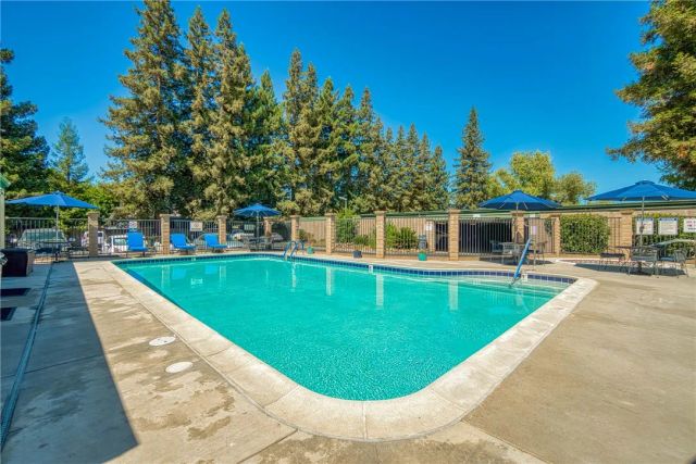 10 Royale 23, Lakeport, CA 95453