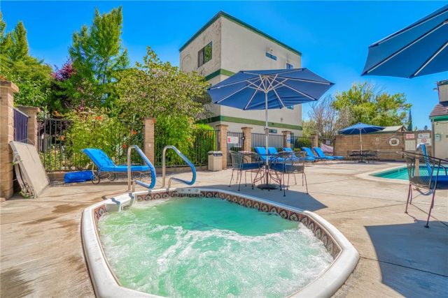 10 Royale 23, Lakeport, CA 95453