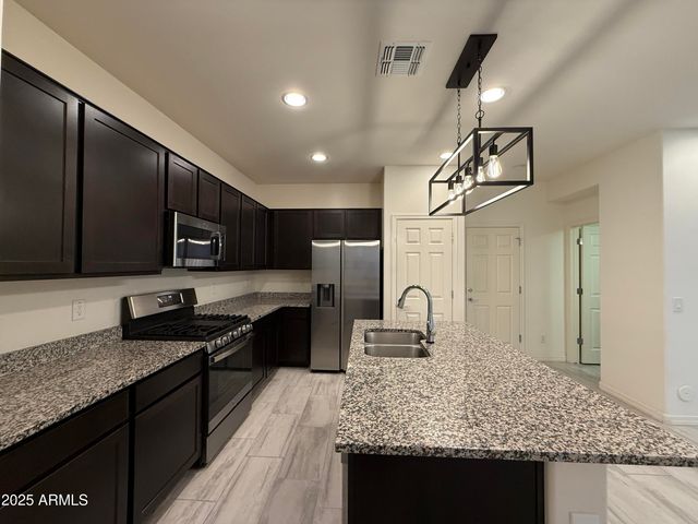 1708 S 83rd Way, Mesa, AZ 85209