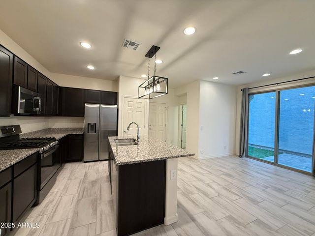 1708 S 83rd Way, Mesa, AZ 85209