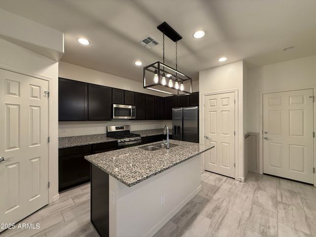 1708 S 83rd Way, Mesa, AZ 85209