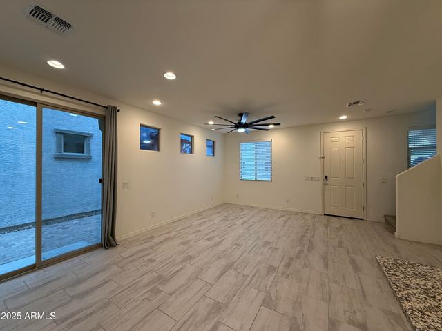 1708 S 83rd Way, Mesa, AZ 85209